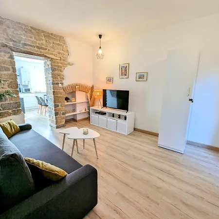 Complet Centre Jusqu'a 6 Couchages * Dijon