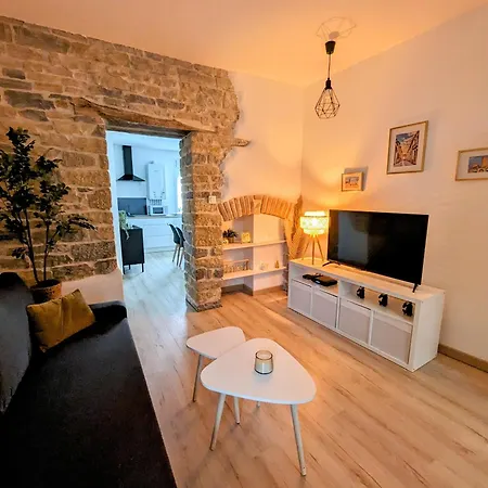 Apartment Complet Centre Jusqu'a 6 Couchages Dijon
