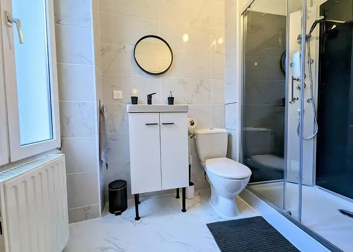 Complet Centre Jusqu'a 6 Couchages * Ντιζόν